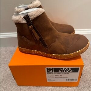Livie & Luca Size 13 Boots New